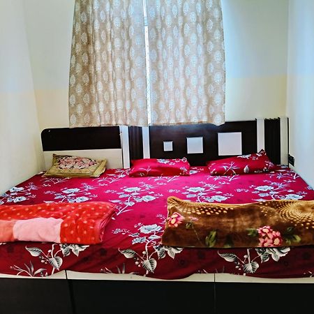 Palsana  Jai Hanuman Guest House מראה חיצוני תמונה