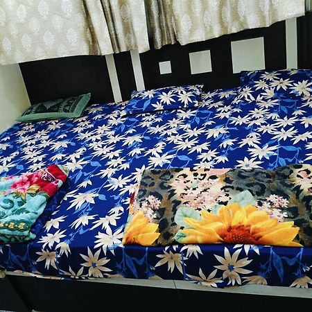 Palsana  Jai Hanuman Guest House מראה חיצוני תמונה