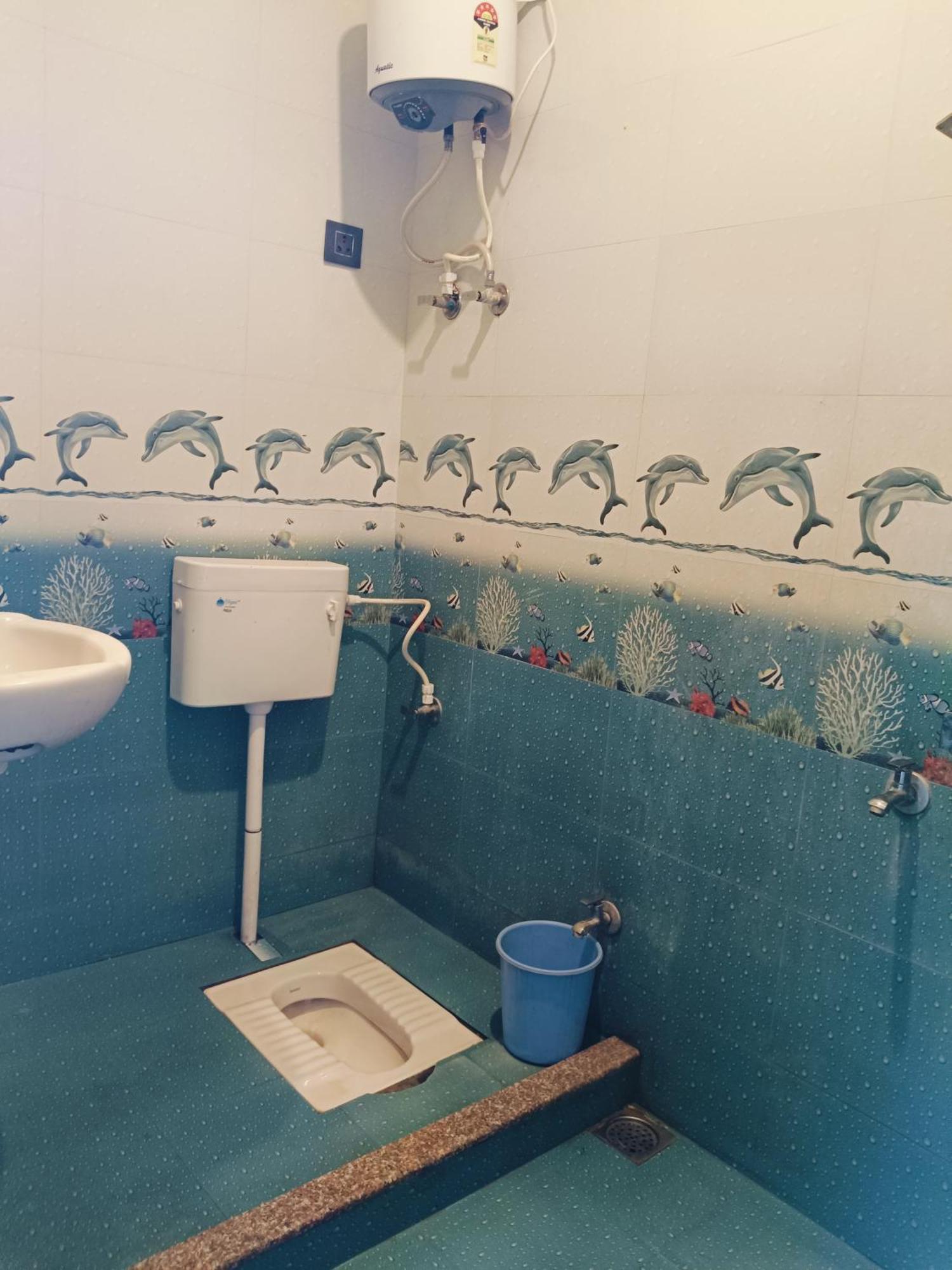 Palsana  Jai Hanuman Guest House מראה חיצוני תמונה