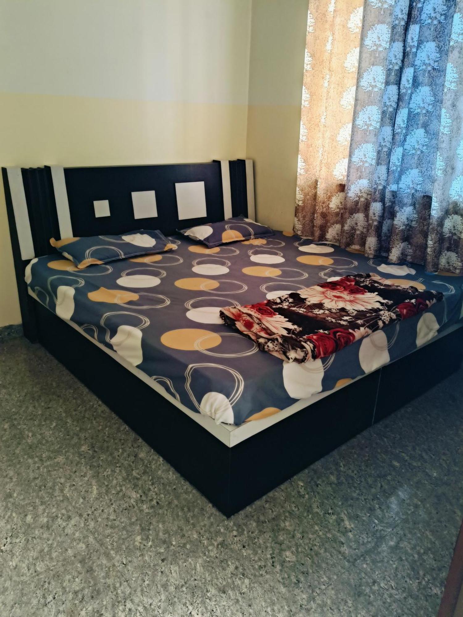 Palsana  Jai Hanuman Guest House מראה חיצוני תמונה